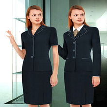 工作制服 身份、功能與文化的交織